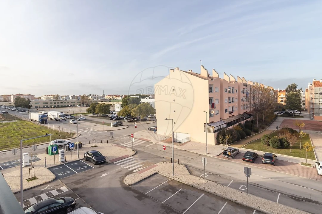 Apartamento T3 para Venda em Pinhal Novo Foto 28