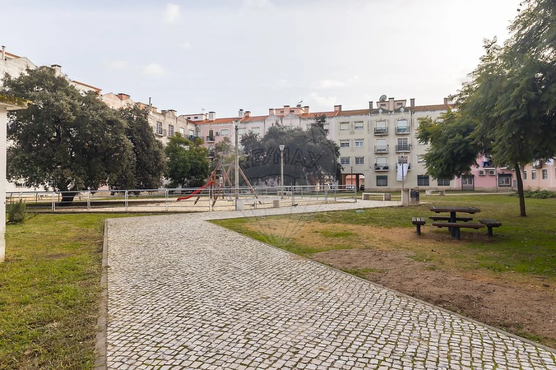 Apartamento T3 para Venda em Pinhal Novo Foto 36
