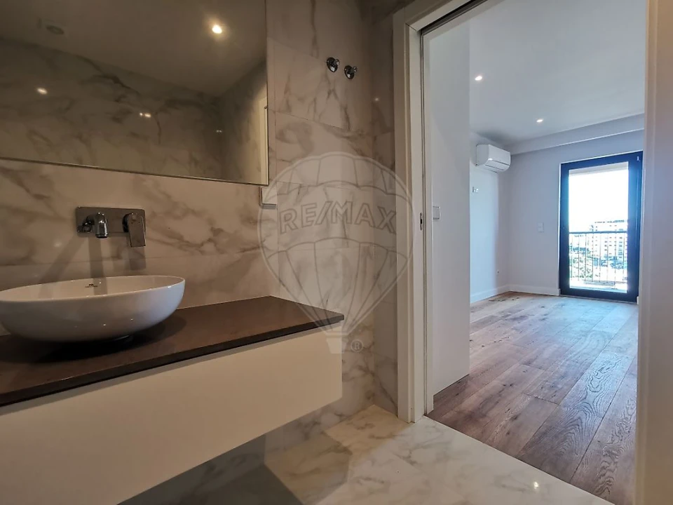 Apartamento T1 para Venda em União das Freguesias de Setúbal Foto 16