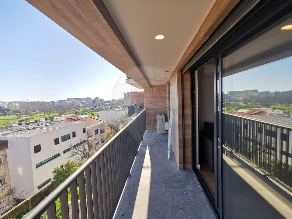 Apartamento T1 para Venda em União das Freguesias de Setúbal Foto 10