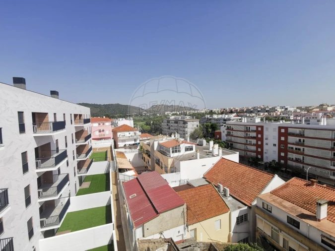Apartamento T1 para Arrendamento em União das Freguesias de Setúbal Foto 22