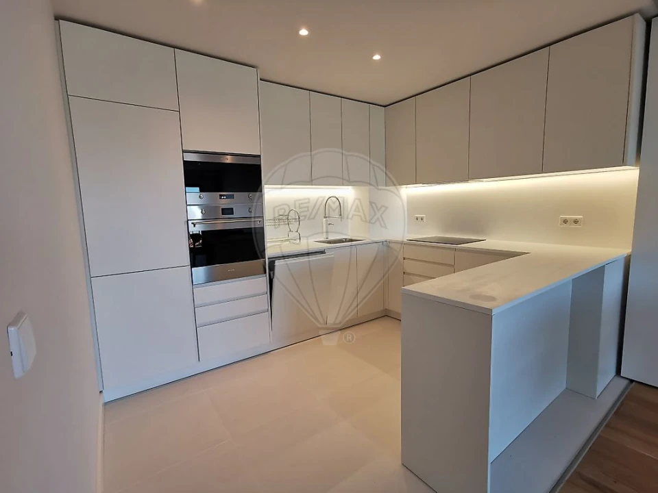 Apartamento T1 para Arrendamento em União das Freguesias de Setúbal Foto 4