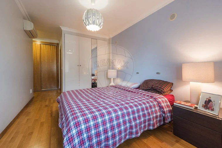 Apartamento T3 para Arrendamento em Alfragide Foto 21