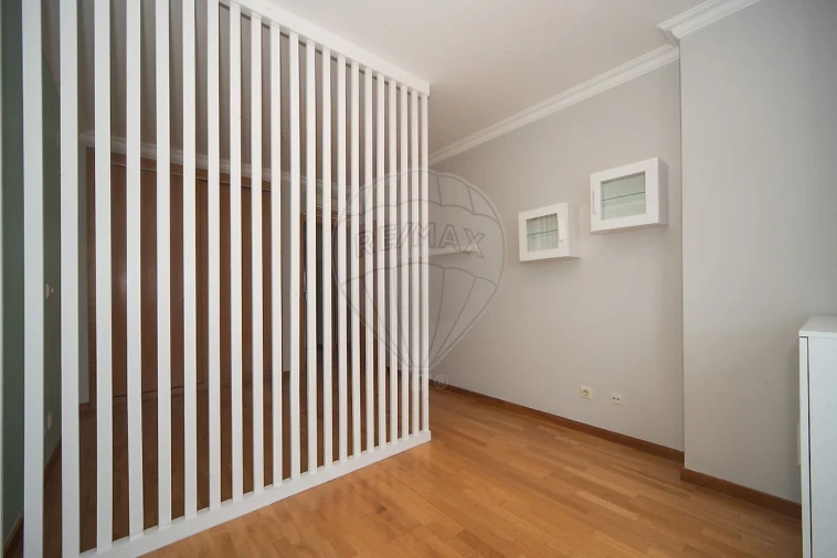 Apartamento T3 para Arrendamento em Alfragide Foto 19