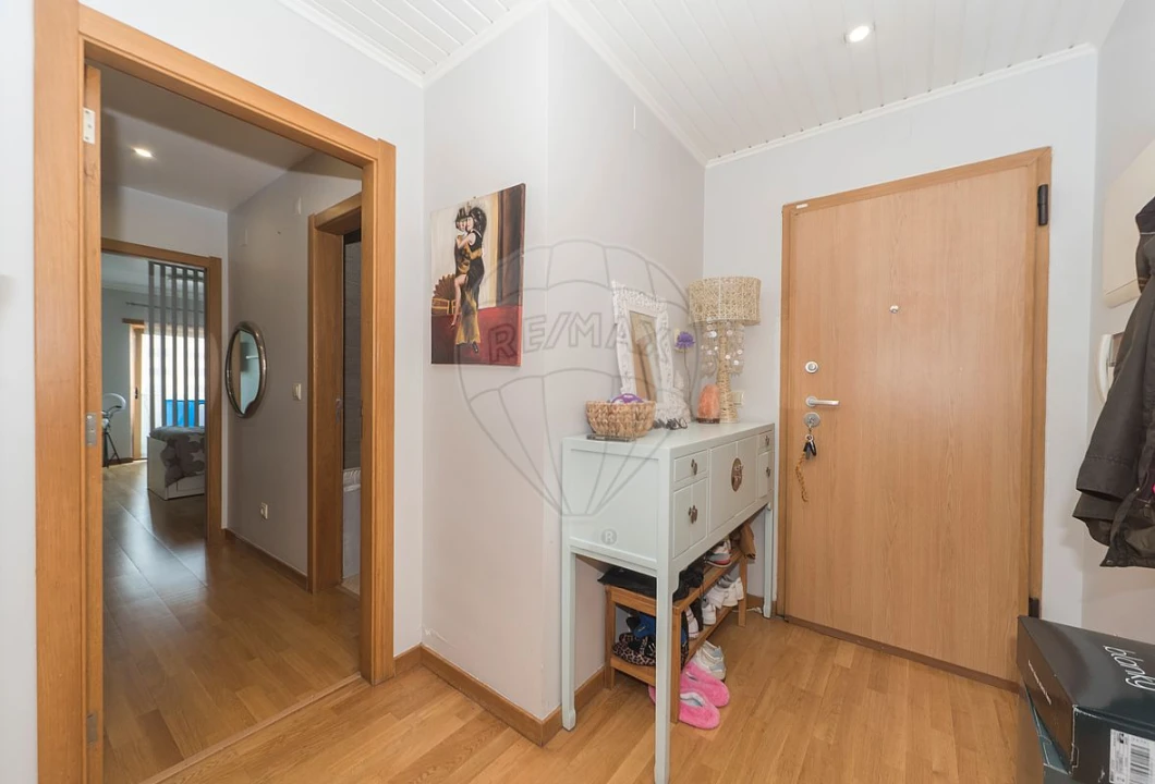 Apartamento T3 para Arrendamento em Alfragide Foto 30