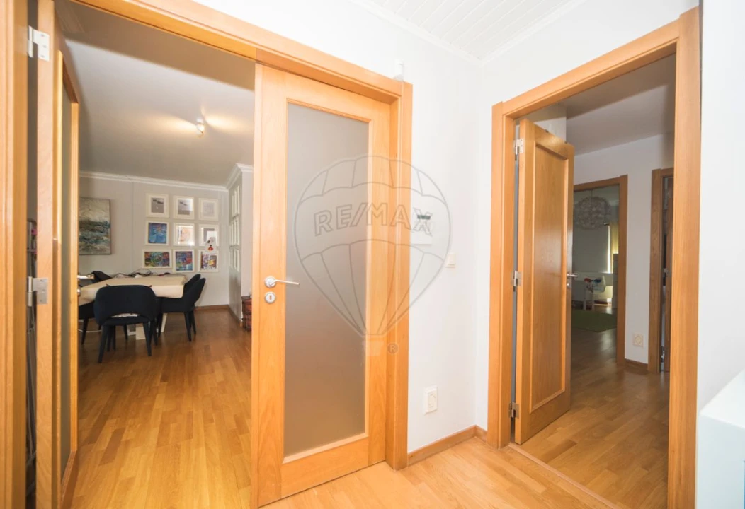 Apartamento T3 para Arrendamento em Alfragide Foto 29