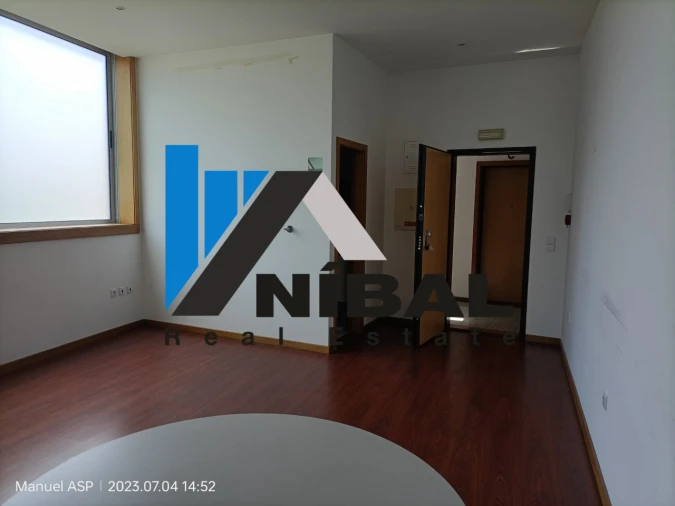 Escritório para Venda em Mafamude e Vilar do Paraíso