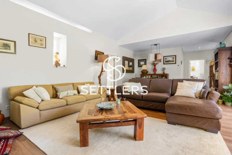 Moradia T5 para Venda em Santa Maria e São Miguel, São Martinho, São Pedro Penaferrim Foto 5