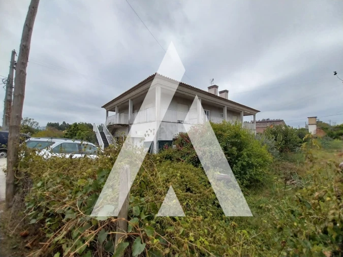 Terreno para Venda em Barrô e Aguada de Baixo Foto 11