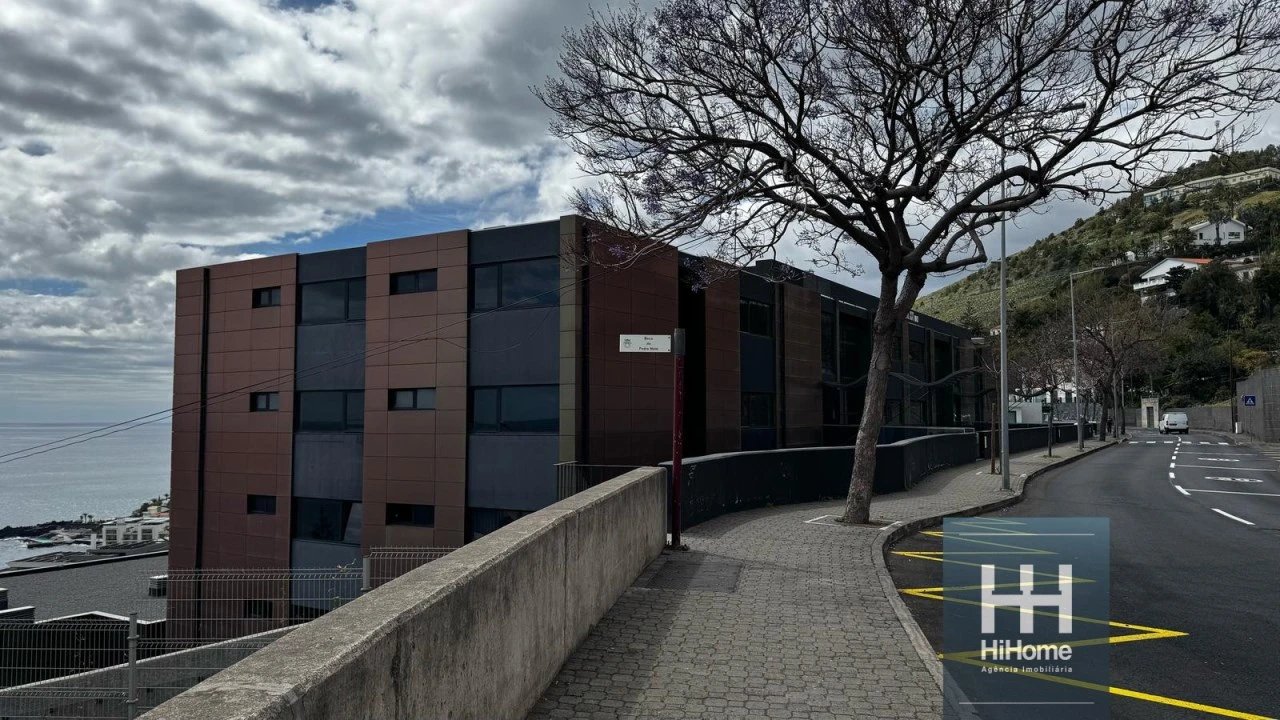 Apartamento T4 para Venda em São Martinho Foto 24