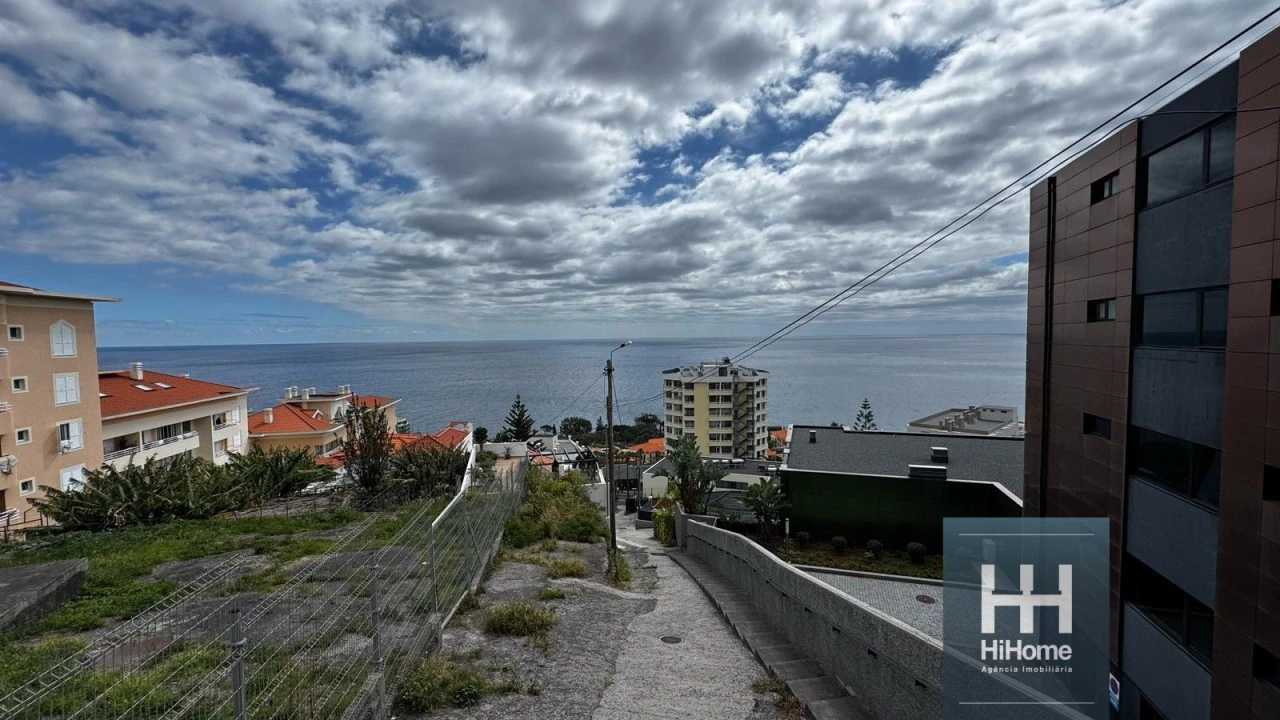 Apartamento T4 para Venda em São Martinho Foto 32