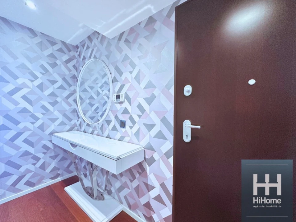 Apartamento T4 para Venda em São Martinho Foto 10