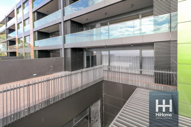 Apartamento T4 para Venda em São Martinho Foto 28