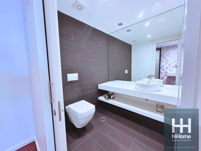 Apartamento T4 para Venda em São Martinho Foto 6