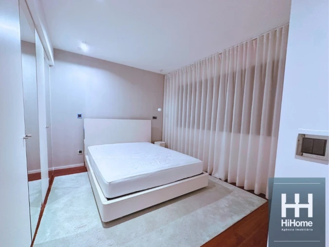 Apartamento T4 para Venda em São Martinho Foto 7