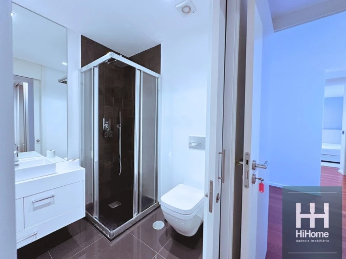 Apartamento T4 para Venda em São Martinho Foto 9