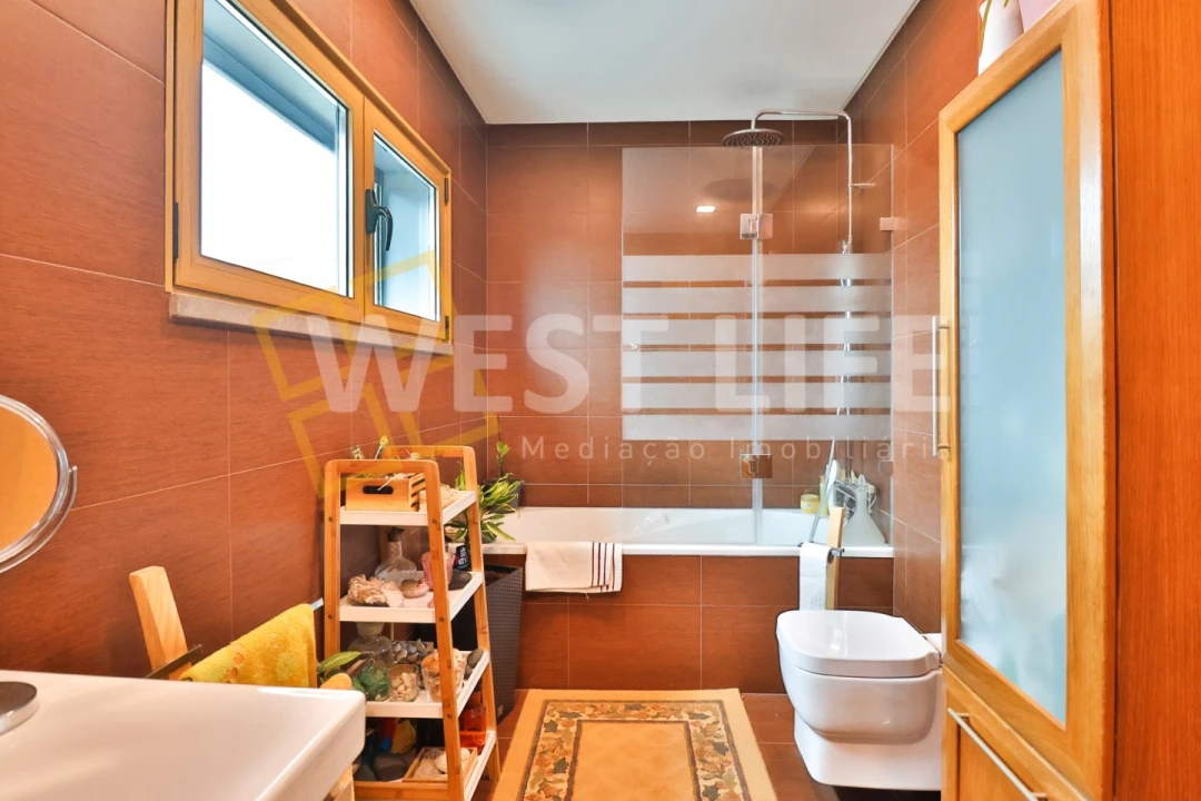 Apartamento T4 para Venda em São Pedro da Cadeira Foto 13