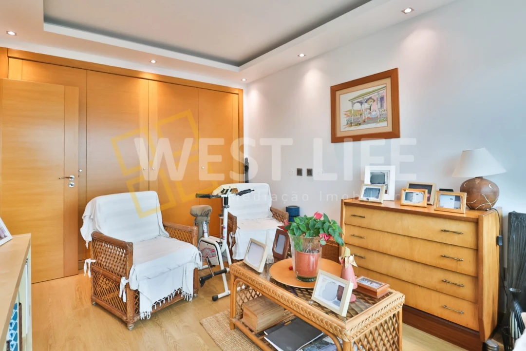 Apartamento T4 para Venda em São Pedro da Cadeira Foto 20