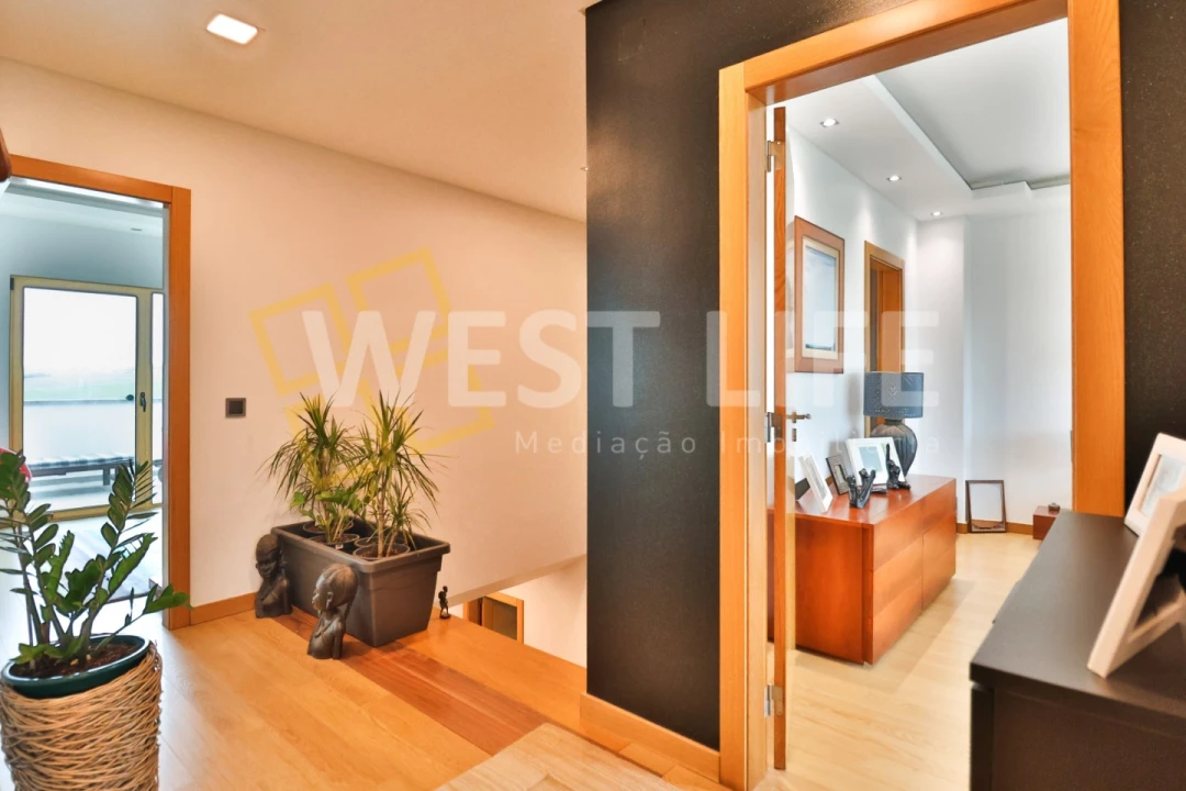 Apartamento T4 para Venda em São Pedro da Cadeira Foto 25