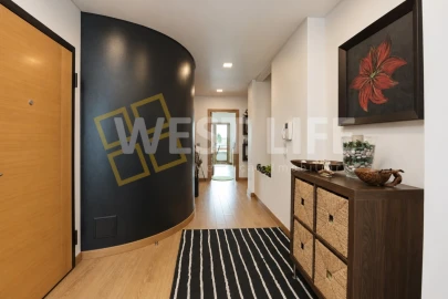 Apartamento T4 para Venda em São Pedro da Cadeira