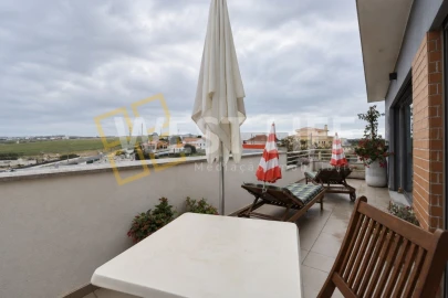 Apartamento T4 para Venda em São Pedro da Cadeira