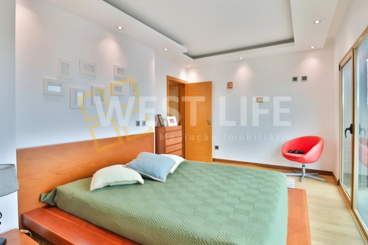 Apartamento T4 para Venda em São Pedro da Cadeira Foto 18