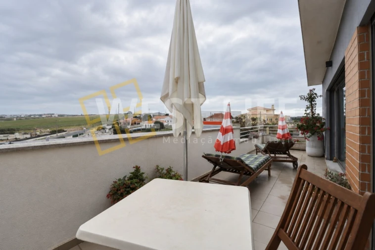 Apartamento T4 para Venda em São Pedro da Cadeira Foto 34