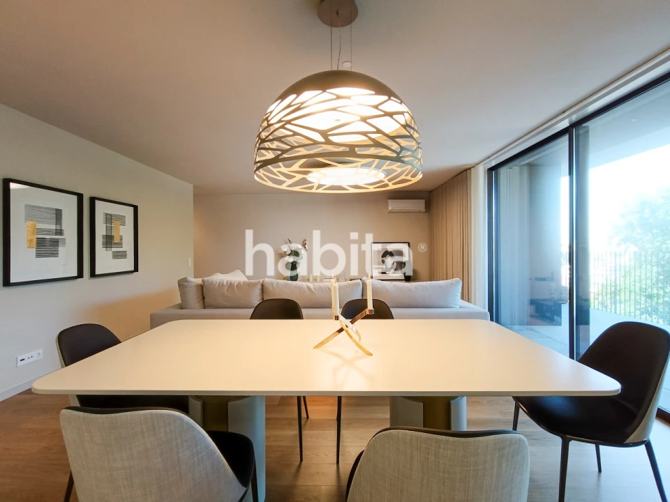 Apartamento T4 para Venda em Santa Marinha e São Pedro da Afurada Foto 1