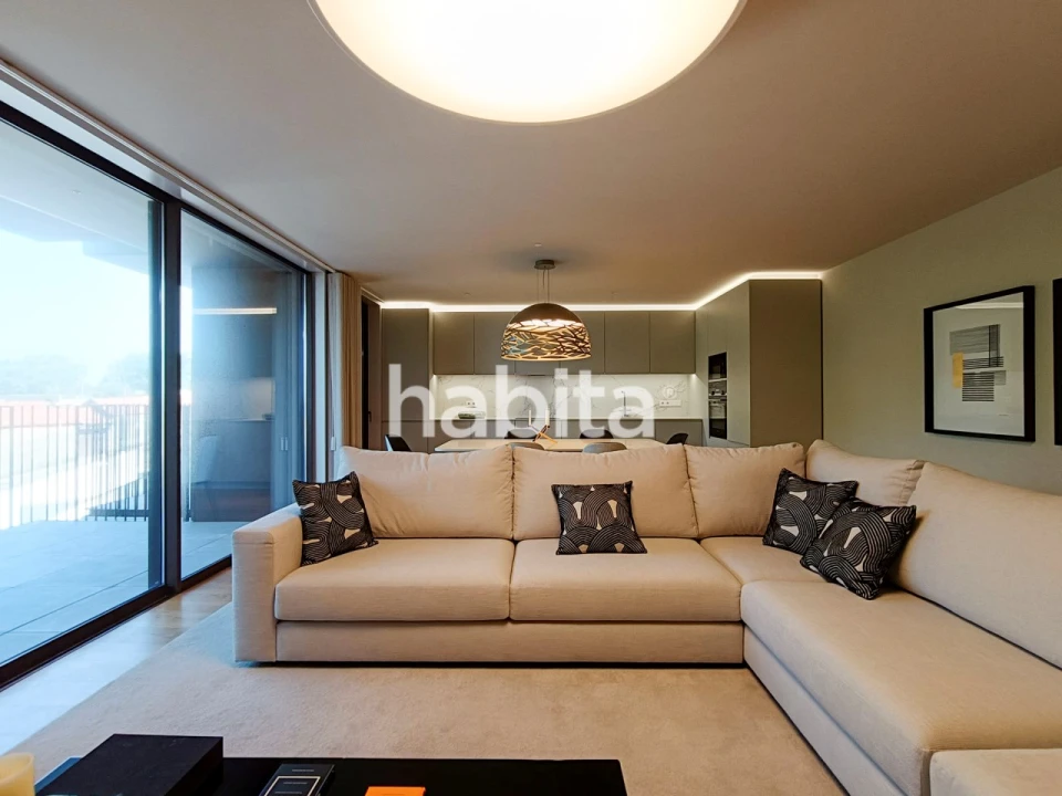 Apartamento T4 para Venda em Santa Marinha e São Pedro da Afurada Foto 2