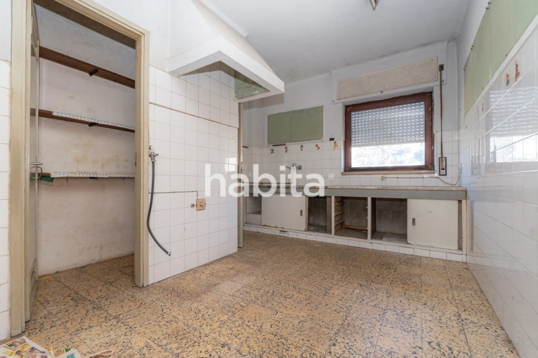 Apartamento T3 para Venda em Santo Antonio dos Olivais Foto 8
