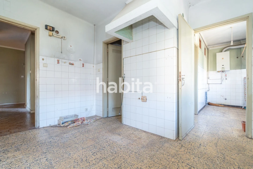 Apartamento T3 para Venda em Santo Antonio dos Olivais Foto 9