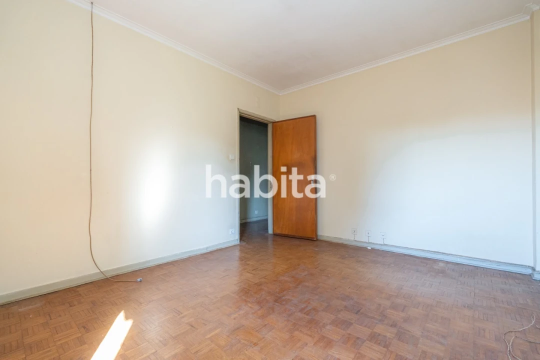 Apartamento T3 para Venda em Santo Antonio dos Olivais Foto 10