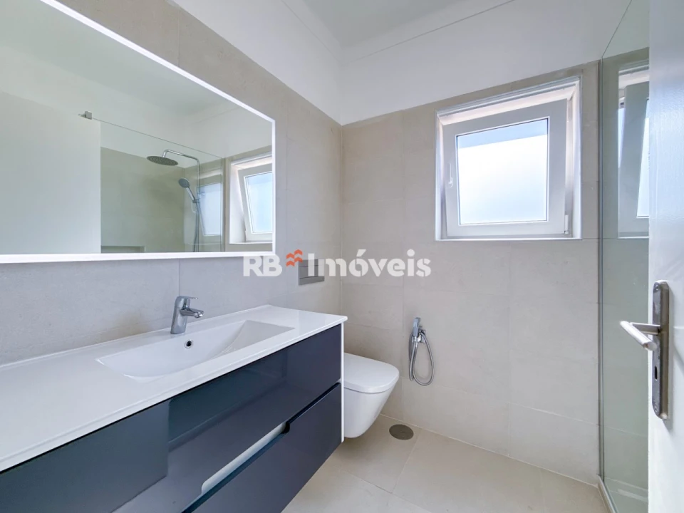 Apartamento T3 para Venda em São João Baptista e Santa Maria dos Olivais Foto 19