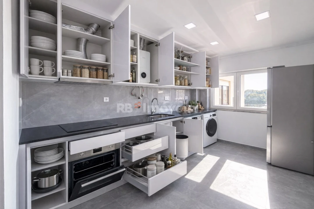 Apartamento T3 para Venda em São João Baptista e Santa Maria dos Olivais Foto 7