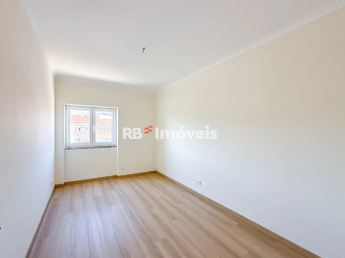 Apartamento T3 para Venda em São João Baptista e Santa Maria dos Olivais Foto 23