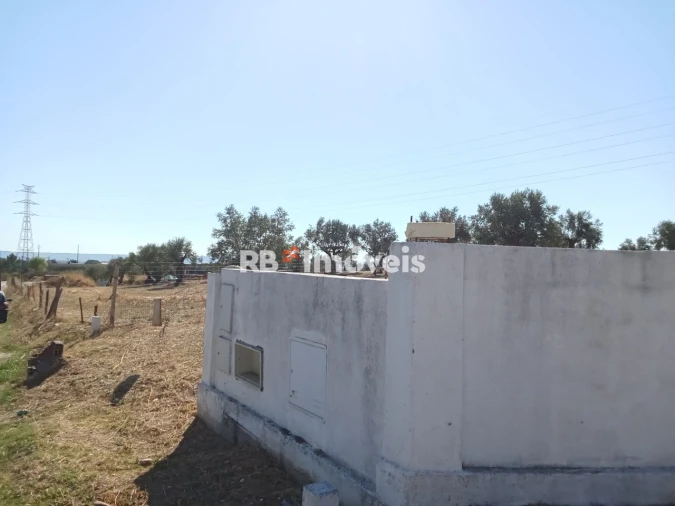 Terreno para Venda em Meia Via Foto 10