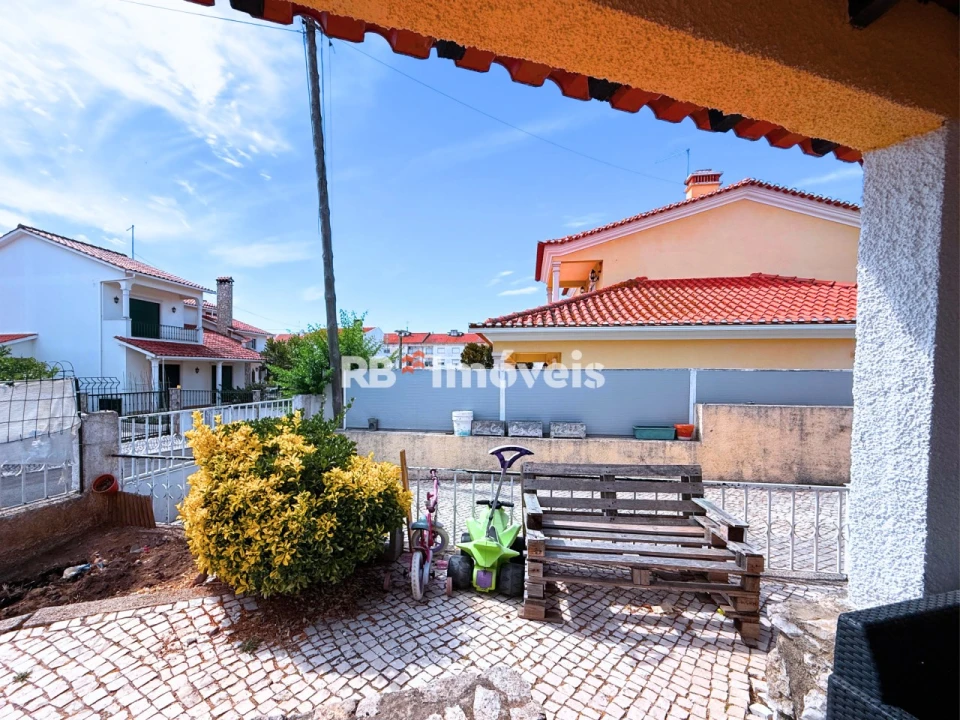 Moradia T3 para Venda em Nossa Sra de Fatima Foto 4