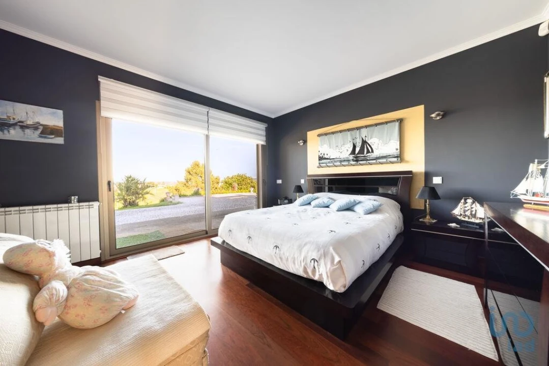 Moradia T4 para Venda em Carvalhal Foto 12