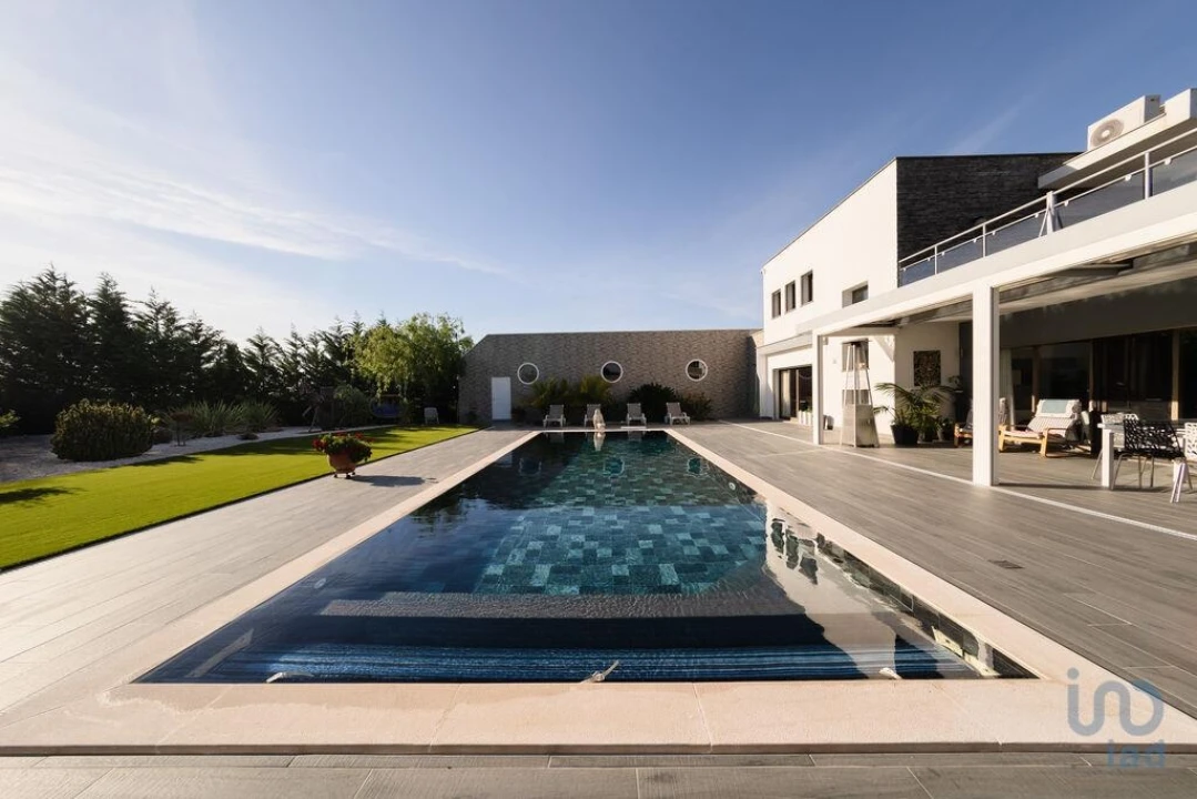 Moradia T4 para Venda em Carvalhal Foto 1