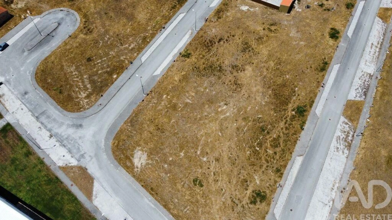 Terreno para Venda em Almeida Foto 17