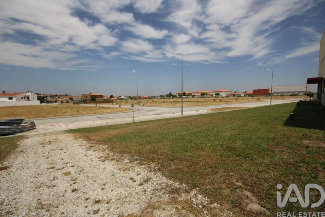 Terreno para Venda em Almeida Foto 28