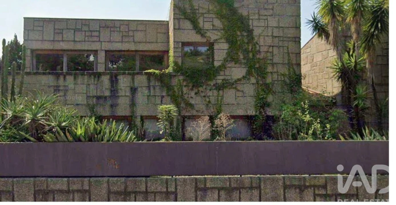 Moradia T4 para Venda em Azurem Foto 26