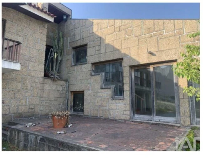 Moradia T4 para Venda em Azurem Foto 24