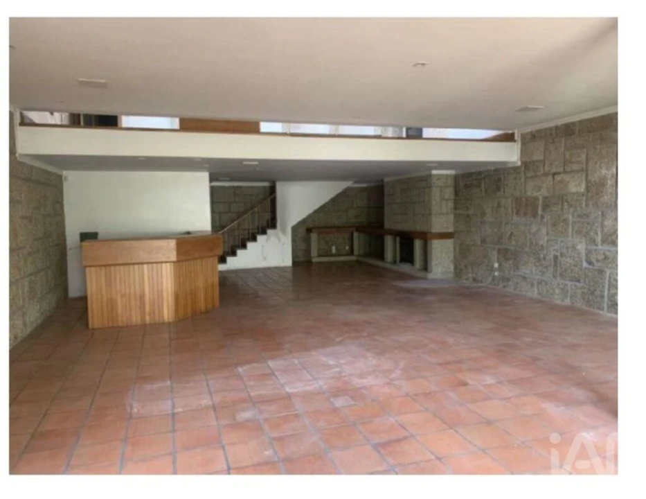 Moradia T4 para Venda em Azurem Foto 18