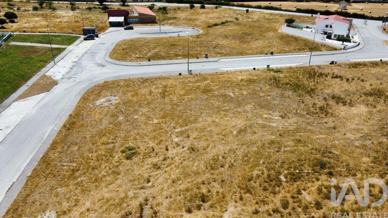 Terreno para Venda em Almeida Foto 23