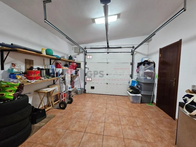 Moradia T3 para Venda em Praia da Vitoria (Santa Cruz) Foto 20