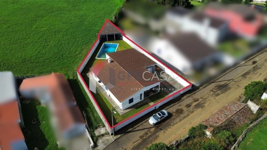 Moradia T3 para Venda em Praia da Vitoria (Santa Cruz) Foto 26