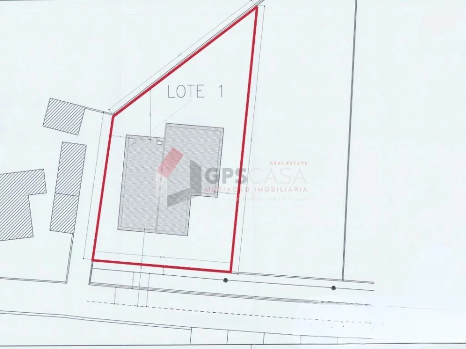 Moradia T3 para Venda em Praia da Vitoria (Santa Cruz) Foto 30