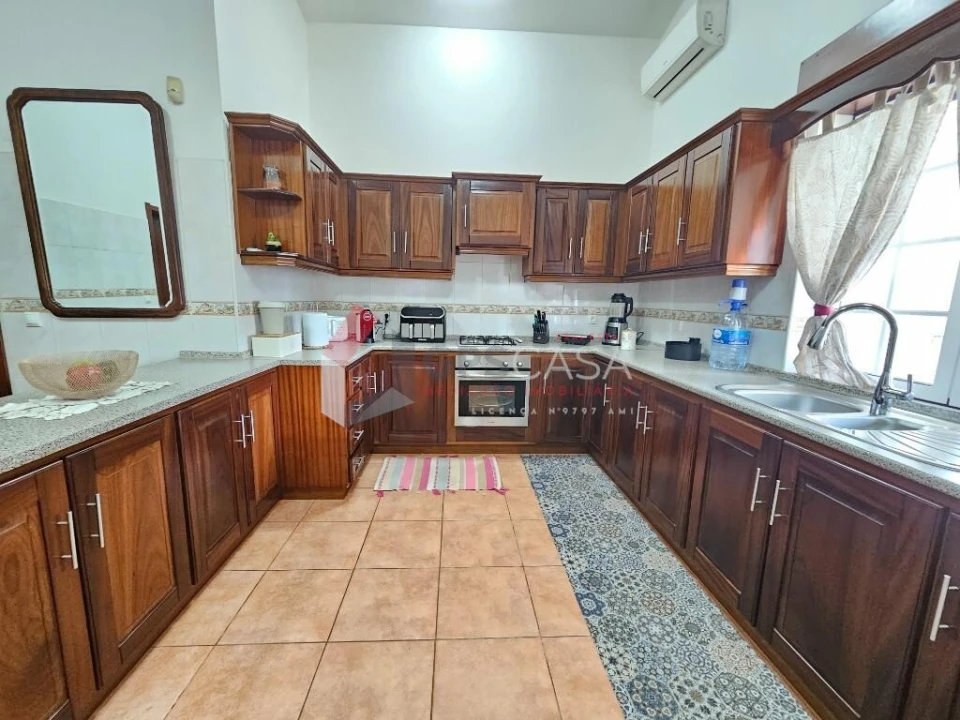 Moradia T3 para Venda em Praia da Vitoria (Santa Cruz) Foto 11