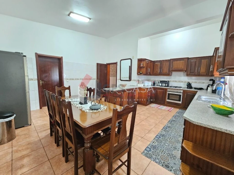 Moradia T3 para Venda em Praia da Vitoria (Santa Cruz) Foto 10